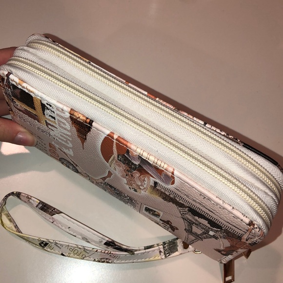 wallet - Picture 2 of 3